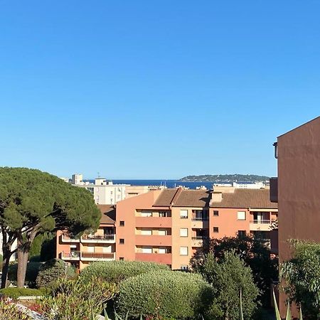Appartement Vue Mer Avec Place De Parking Privee Sainte-Maxime Buitenkant foto