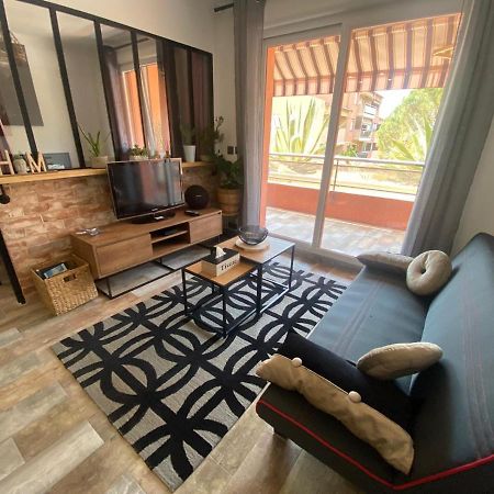 Appartement Vue Mer Avec Place De Parking Privee Sainte-Maxime Buitenkant foto